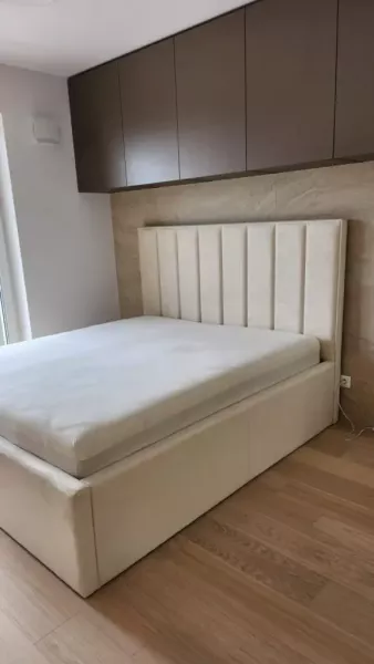 p-Soviar-180x200-korpus-45-cm-celo-140-cm-Latka-VV-Misool-Cream-A-577x1024
